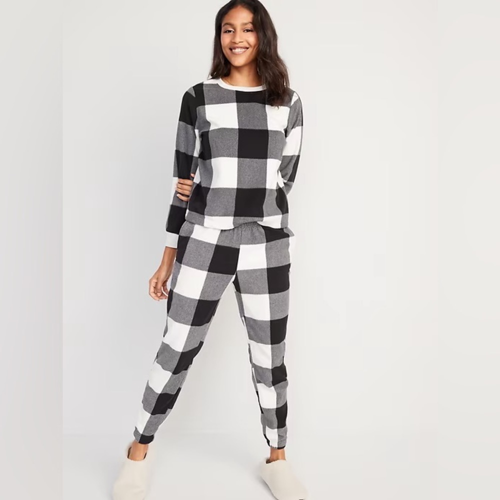 Old Navy Women’s Pajama Set 2-Piece Black Buffalo Plaid XS/S